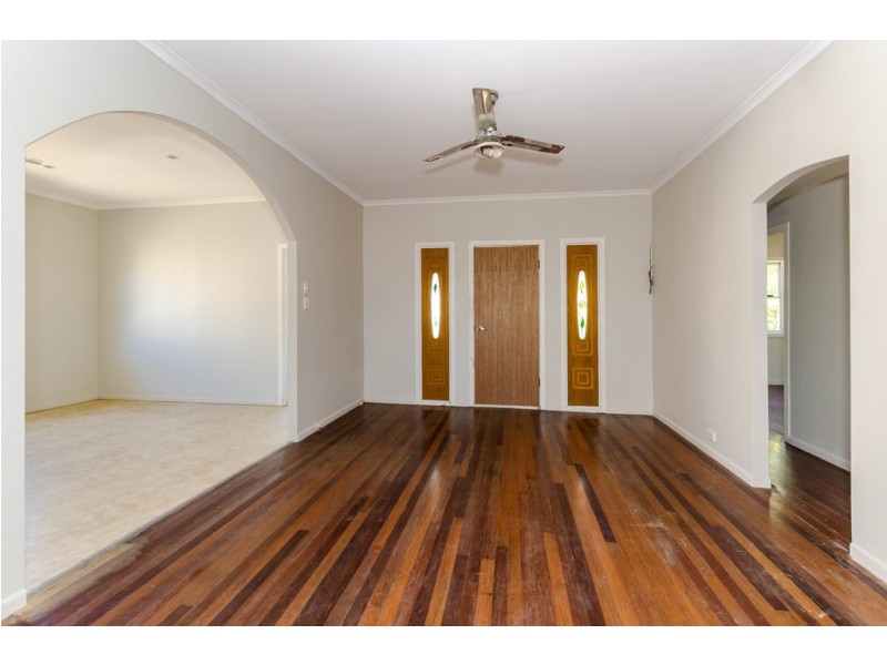 6 Mylne Street, West Gladstone QLD 4680