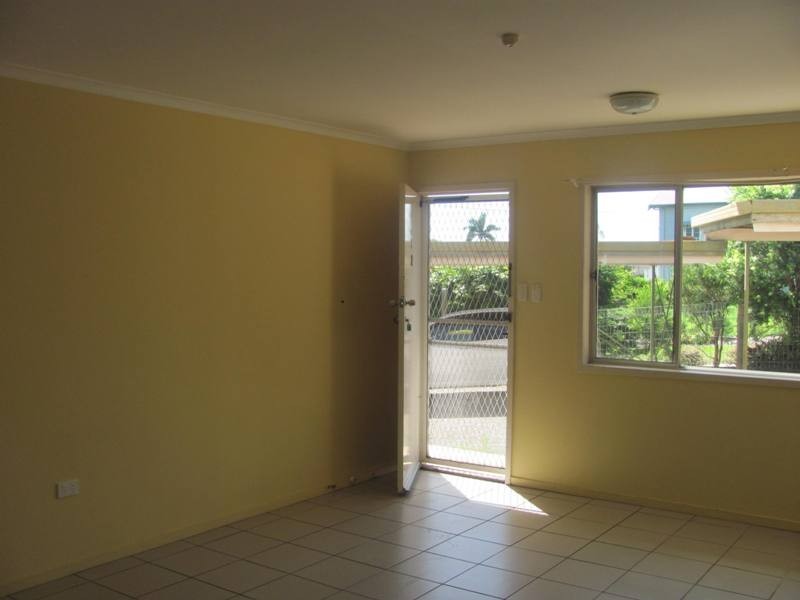 2/177 2/177, Oaka Street, South Gladstone QLD 4680