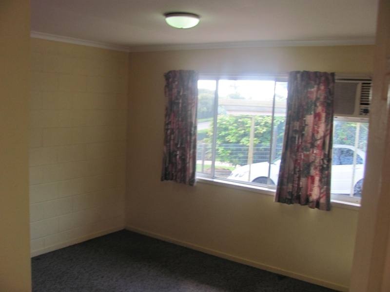 2/177 2/177, Oaka Street, South Gladstone QLD 4680