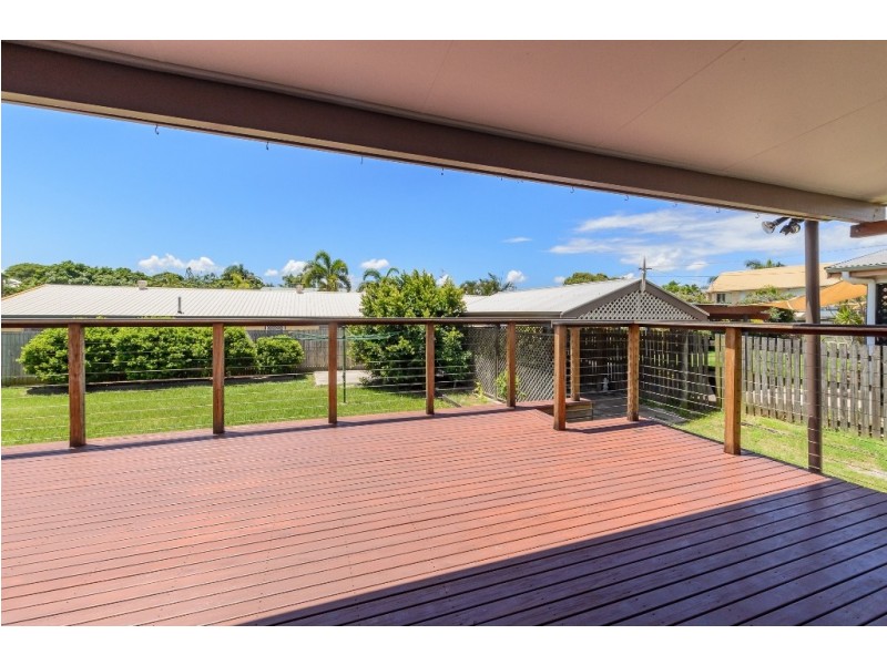 16 Pier Street, South Gladstone QLD 4680