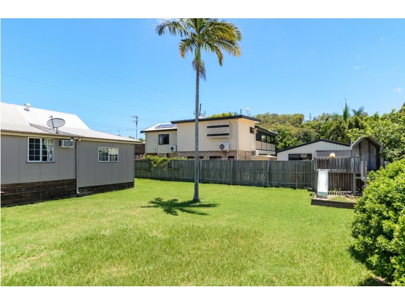 16 Pier Street, South Gladstone QLD 4680