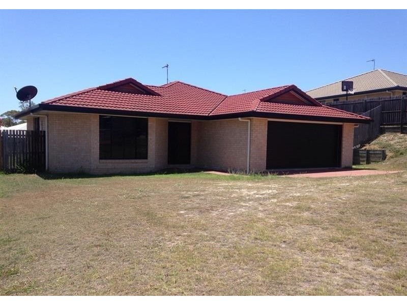 6 Hillview Place, New Auckland QLD 4680