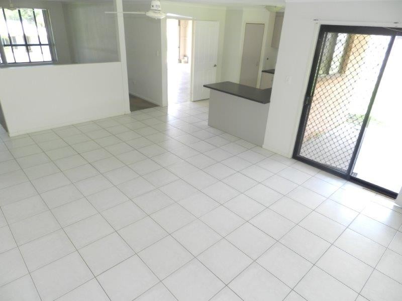 26 Skyline Drive, New Auckland QLD 4680