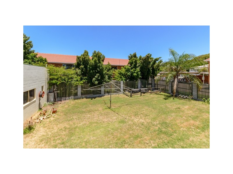 5 EDEN STREET, South Gladstone QLD 4680