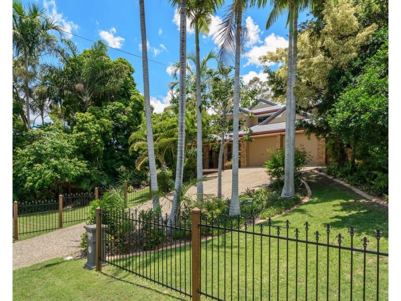 60 Gretel Drive, Clinton QLD 4680