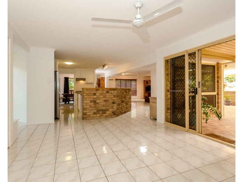 60 Gretel Drive, Clinton QLD 4680