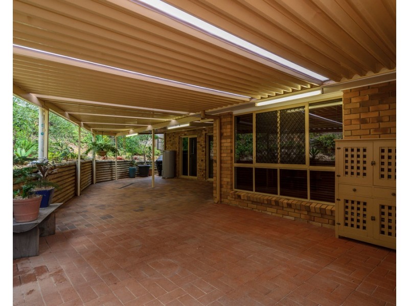 60 Gretel Drive, Clinton QLD 4680