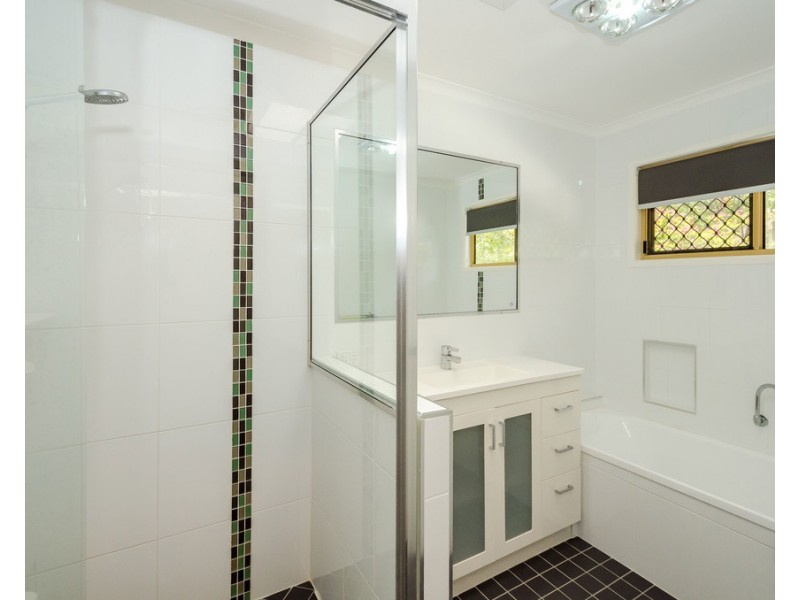 60 Gretel Drive, Clinton QLD 4680
