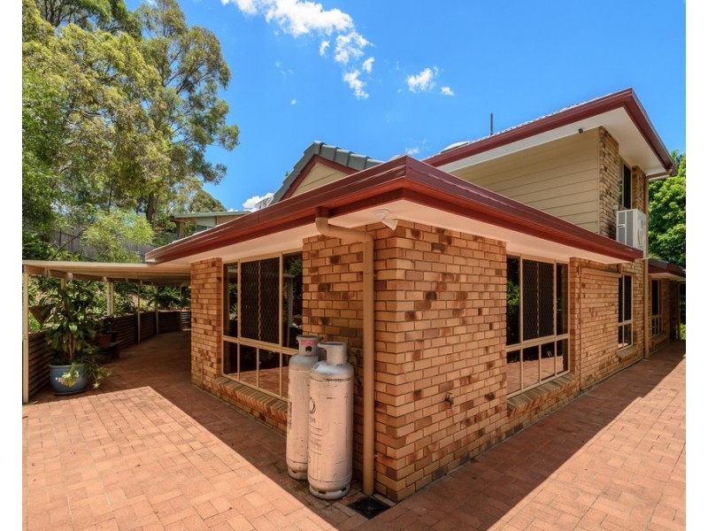 60 Gretel Drive, Clinton QLD 4680