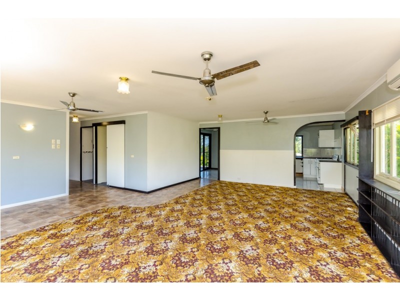 8 Mylne Street, West Gladstone QLD 4680