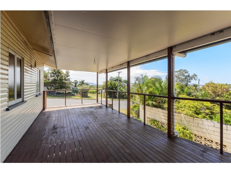 8 Mylne Street, West Gladstone QLD 4680