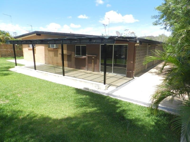 13 McGinlay Street, Clinton QLD 4680