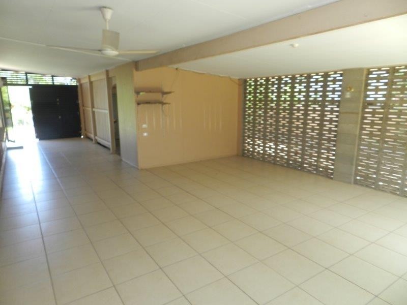 13 McGinlay Street, Clinton QLD 4680