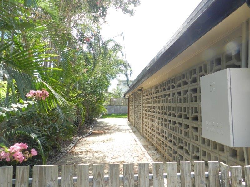 13 McGinlay Street, Clinton QLD 4680