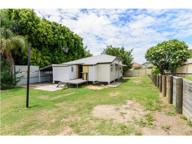 21 Mylne Street, West Gladstone QLD 4680