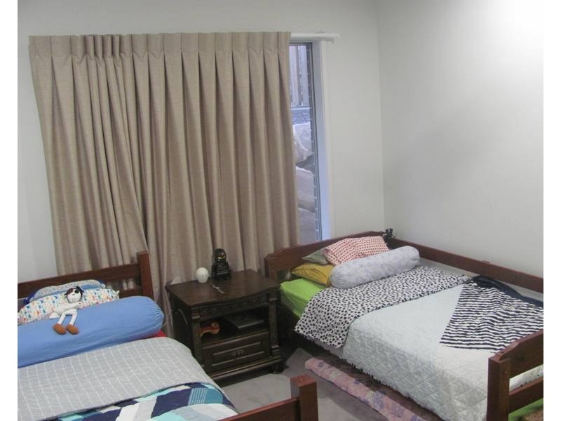 12 Kurwongbah Street, Boyne Island QLD 4680