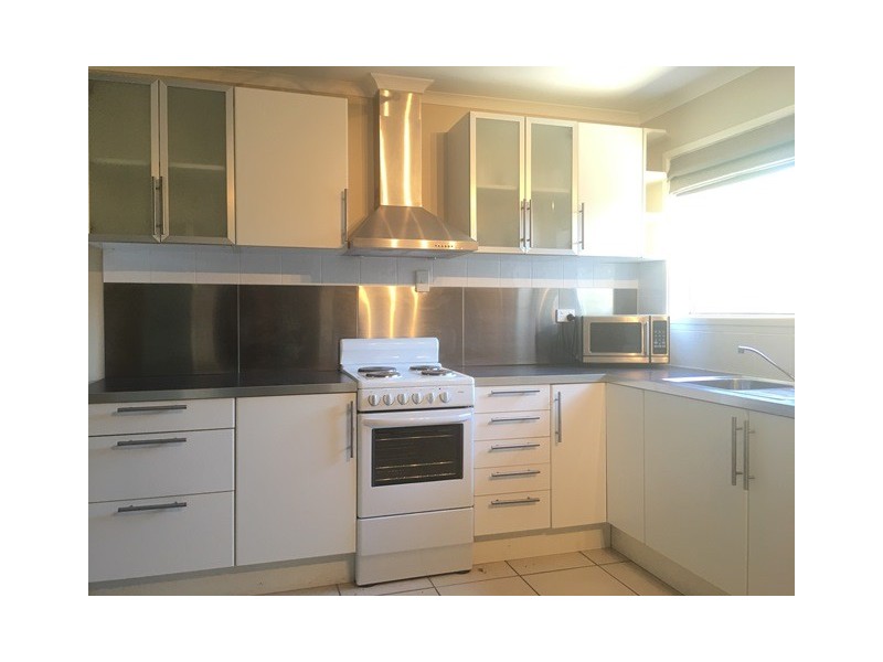 3/31 SCENERY STREET, West Gladstone QLD 4680