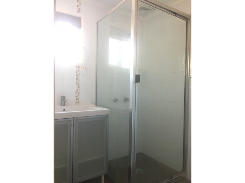 3/31 SCENERY STREET, West Gladstone QLD 4680