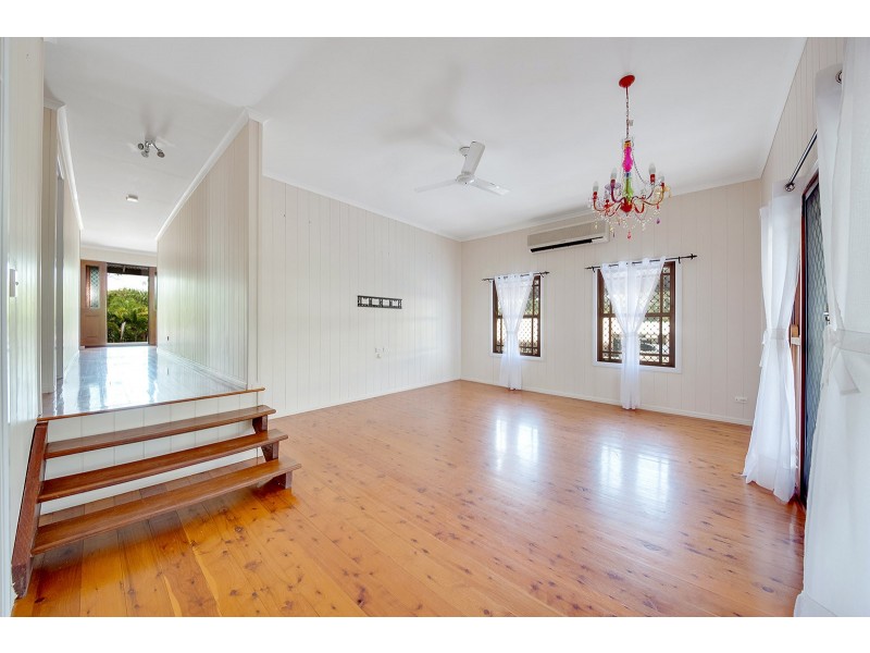 11 CONNOLLY COURT, Telina QLD 4680