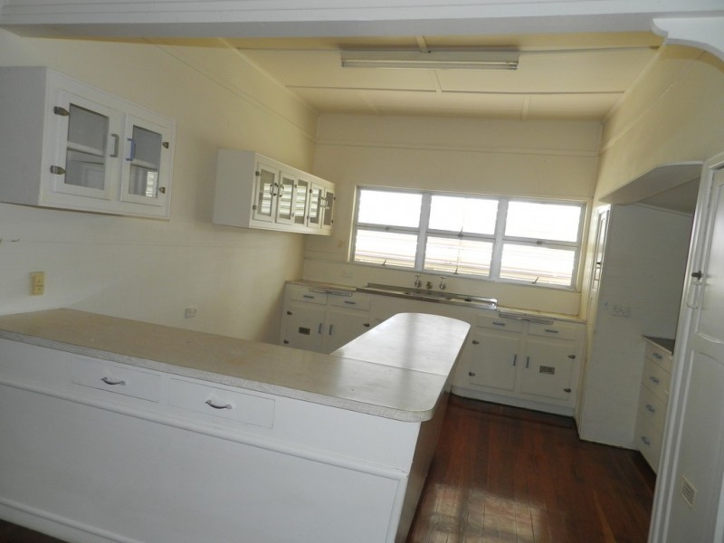 267 AUCKLAND STREET, South Gladstone QLD 4680