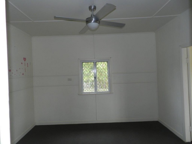 267 AUCKLAND STREET, South Gladstone QLD 4680