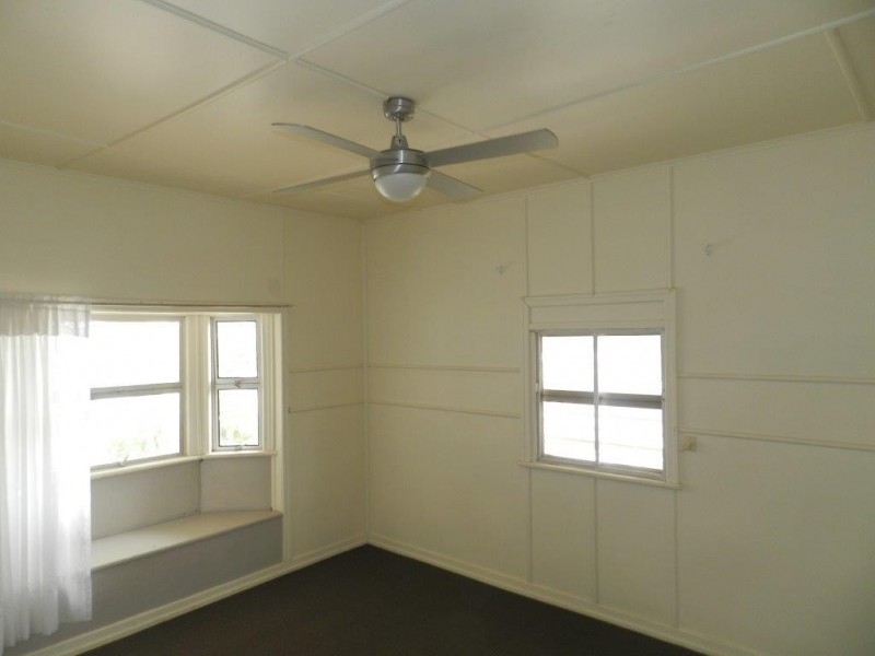 267 AUCKLAND STREET, South Gladstone QLD 4680