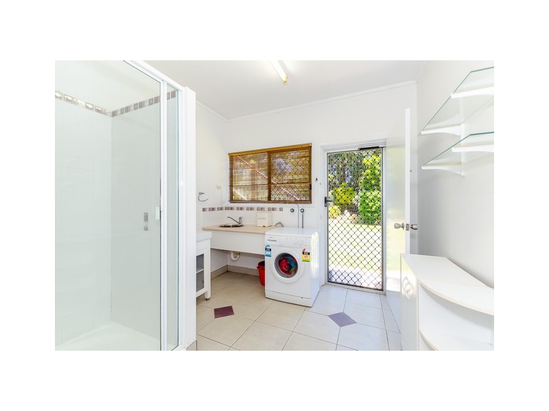 25 Venus Street, Telina QLD 4680