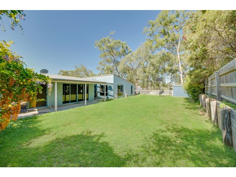 16 Katrina Boulevard, New Auckland QLD 4680