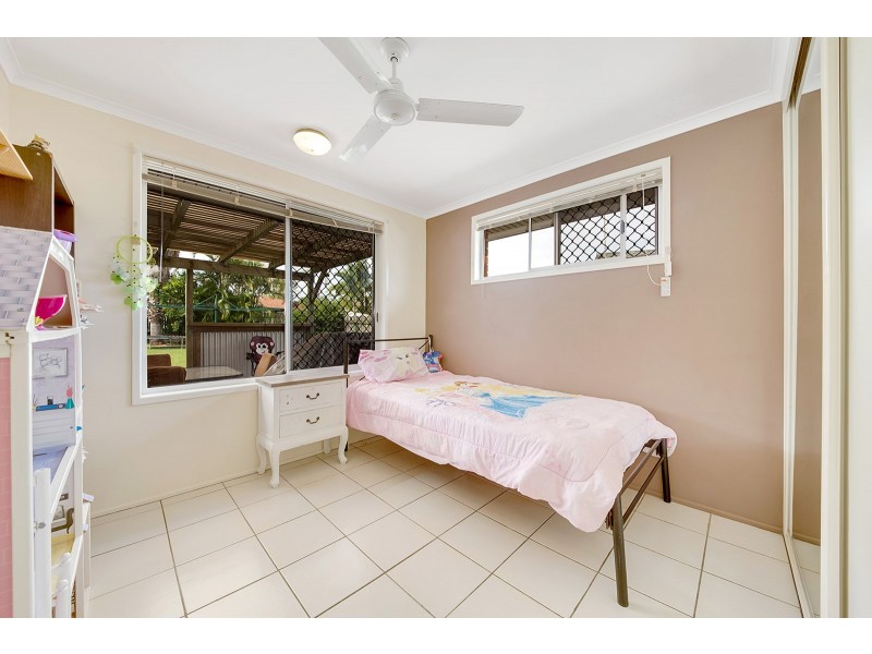6 Andrew Court, Boyne Island QLD 4680