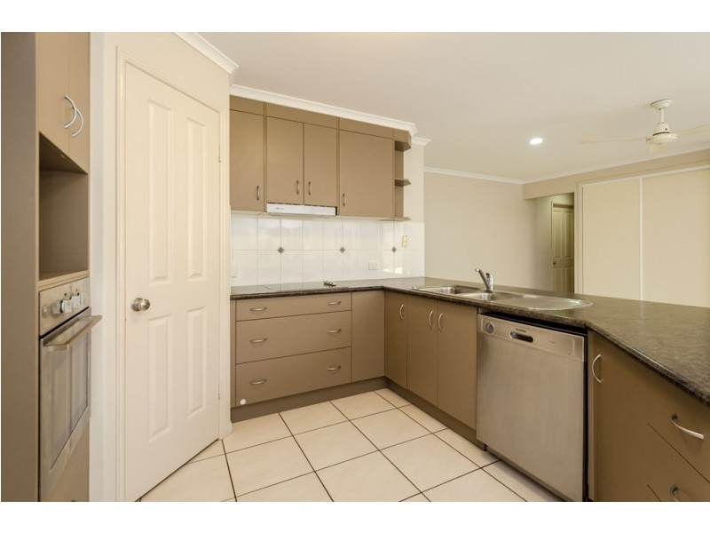 33 Southern Cross Close, Telina QLD 4680