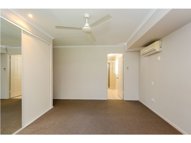 33 Southern Cross Close, Telina QLD 4680