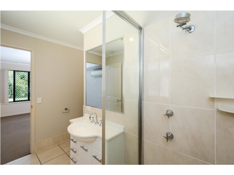 33 Southern Cross Close, Telina QLD 4680