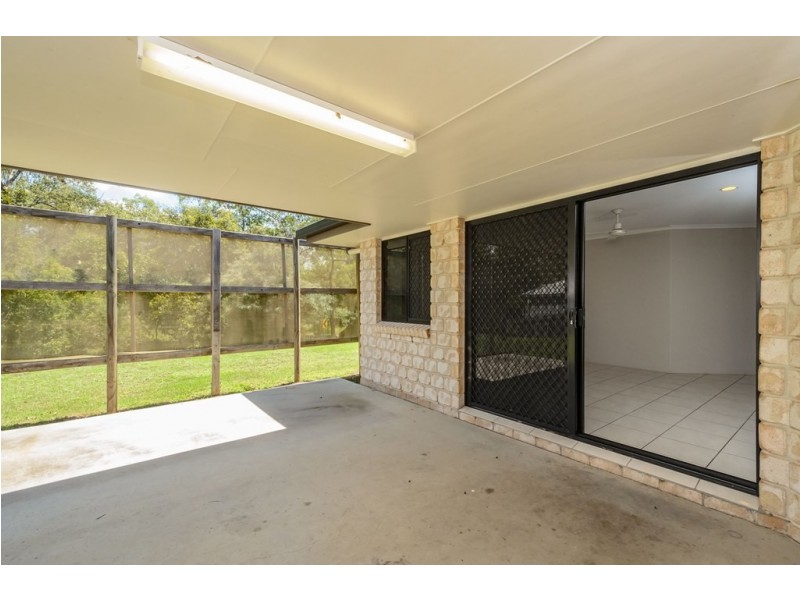 33 Southern Cross Close, Telina QLD 4680