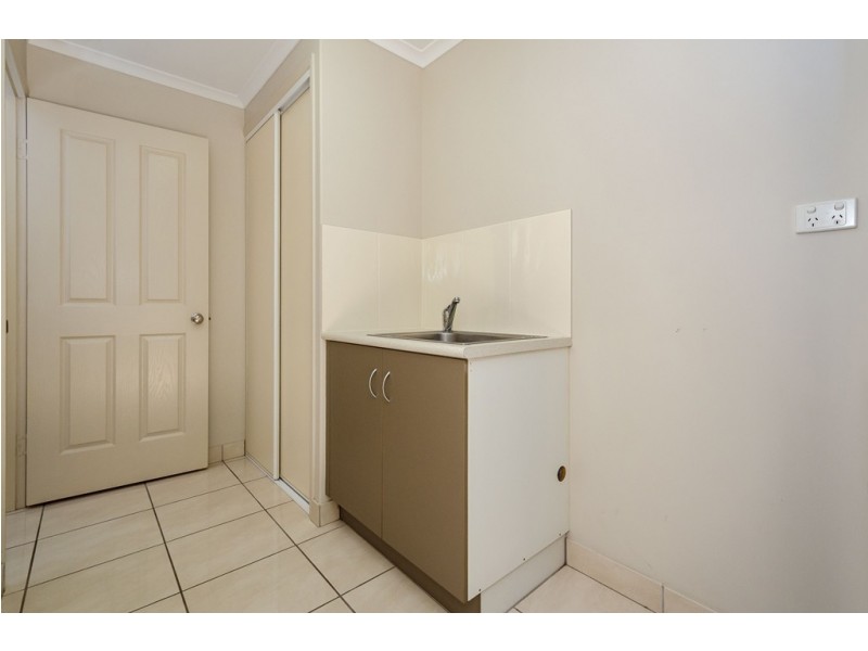 33 Southern Cross Close, Telina QLD 4680