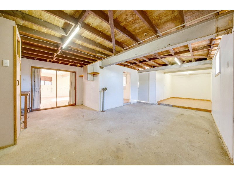 56 Beak Street, New Auckland QLD 4680