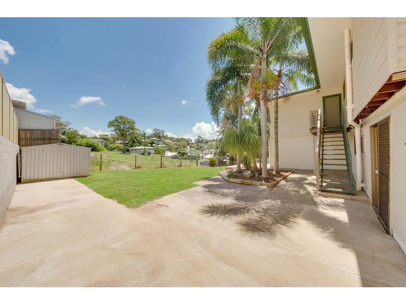 56 Beak Street, New Auckland QLD 4680