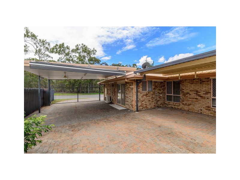 114 Aerodrome Road, Clinton QLD 4680