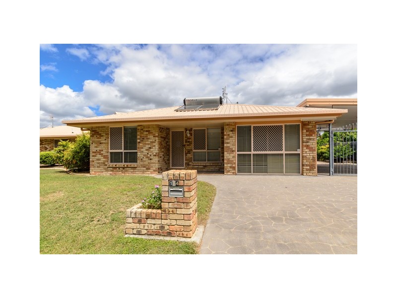 114 Aerodrome Road, Clinton QLD 4680