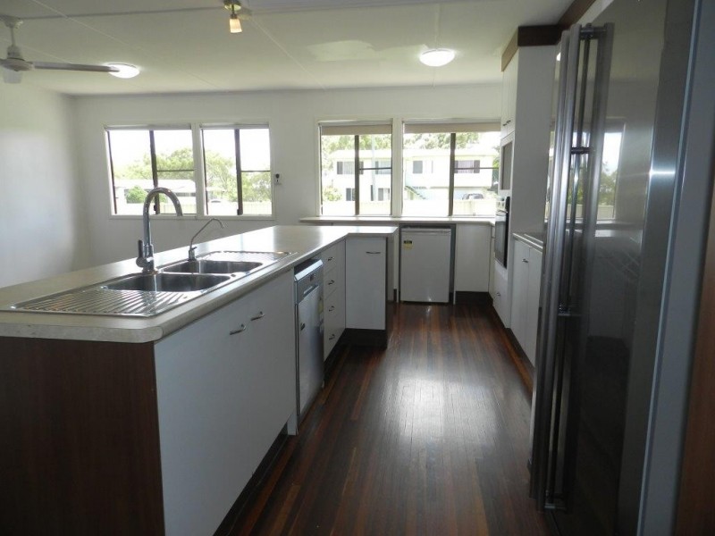 19 Hetherington Street, West Gladstone QLD 4680