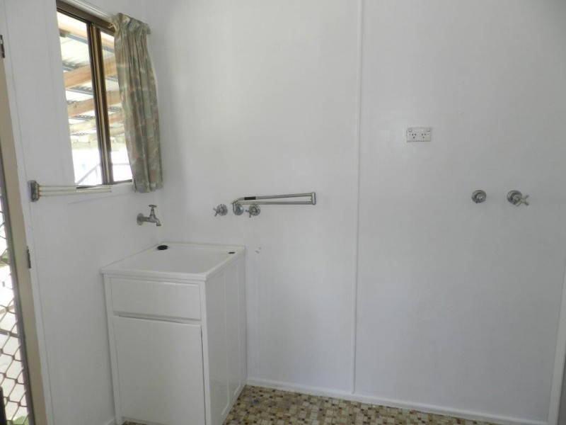 19 Hetherington Street, West Gladstone QLD 4680