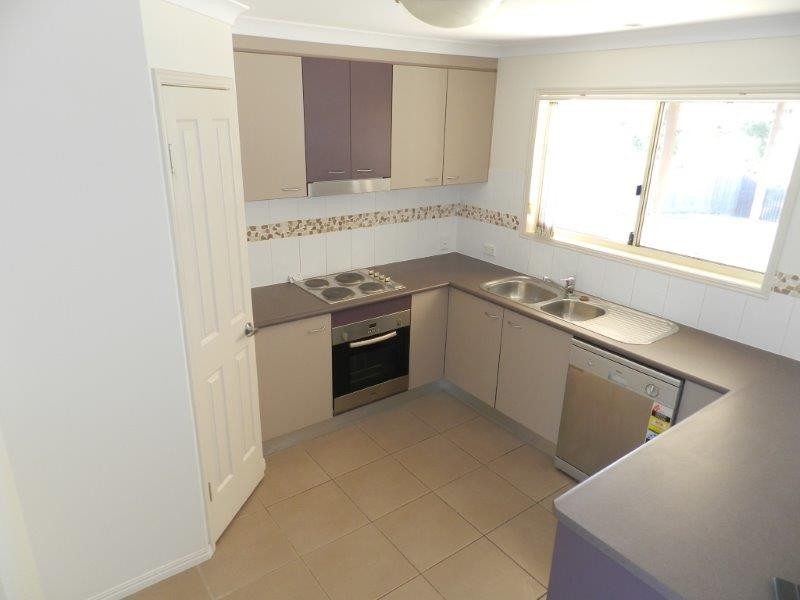 9 Leichhardt Close, Glen Eden QLD 4680