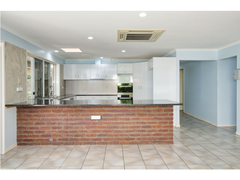 12 Piper Street, West Gladstone QLD 4680
