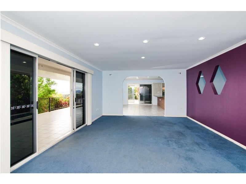 12 Piper Street, West Gladstone QLD 4680