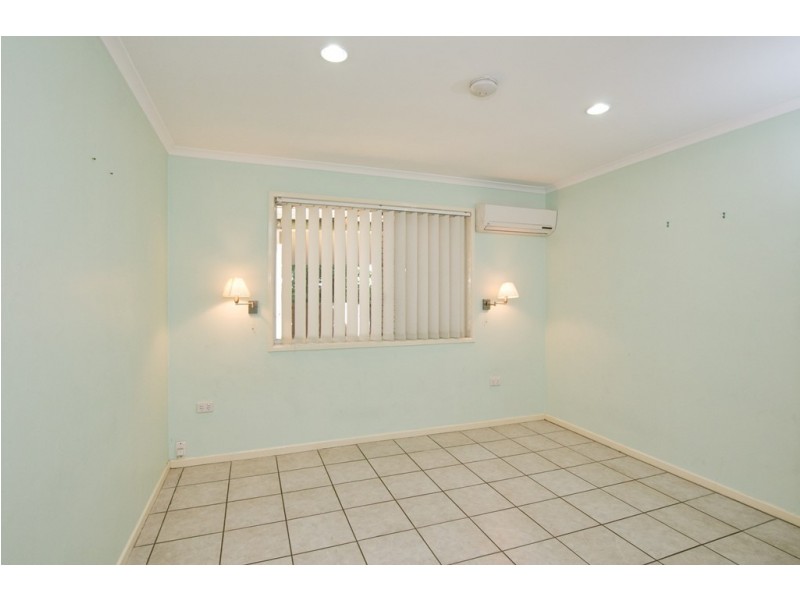 12 Piper Street, West Gladstone QLD 4680