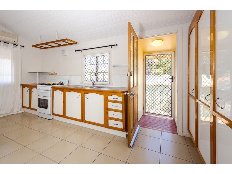 16 Bonar Street, South Gladstone QLD 4680