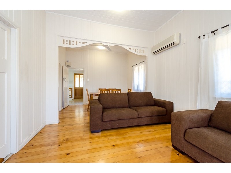 16 Bonar Street, South Gladstone QLD 4680