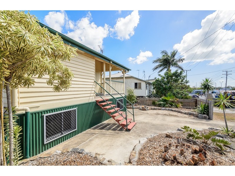 16 Bonar Street, South Gladstone QLD 4680