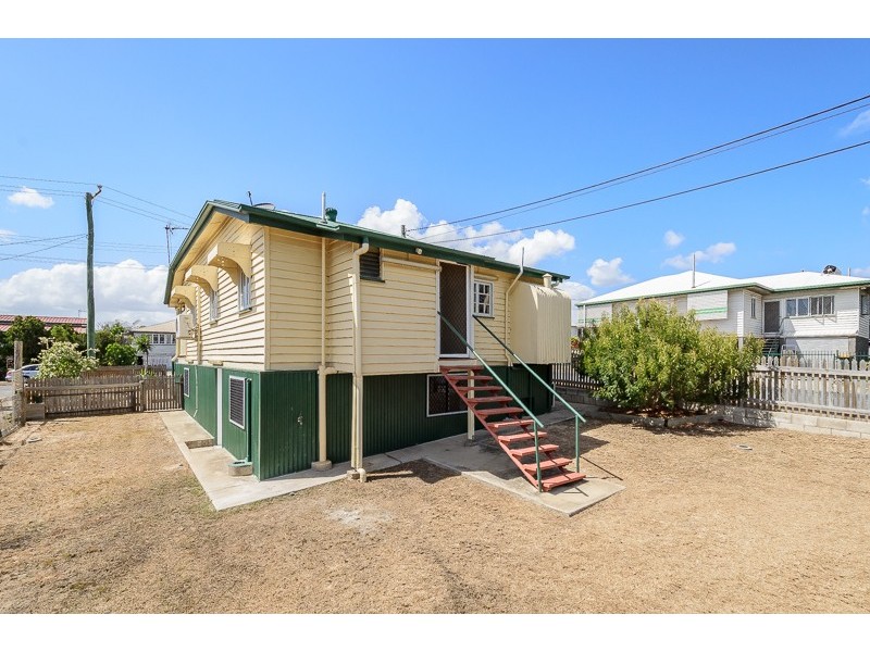 16 Bonar Street, South Gladstone QLD 4680
