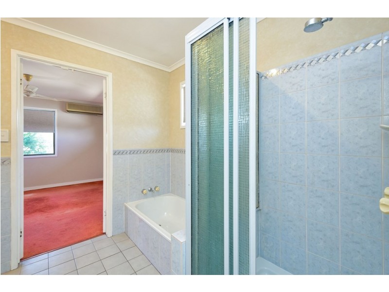 5 Cooloola Close, South Gladstone QLD 4680