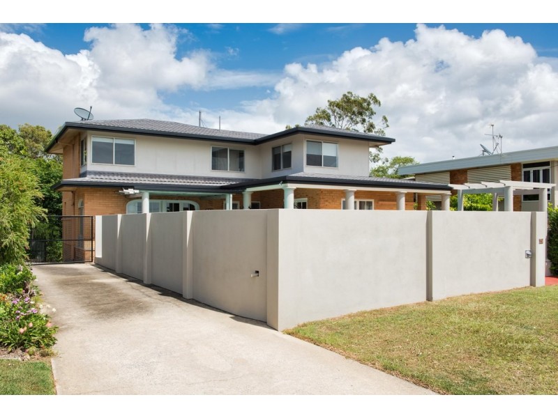 19 Hill Crescent, West Gladstone QLD 4680